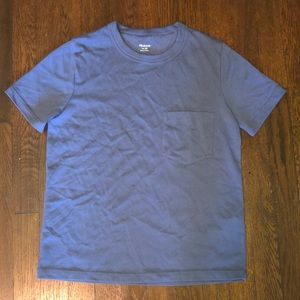 Madewell women’s slate blue t shirt with pocket